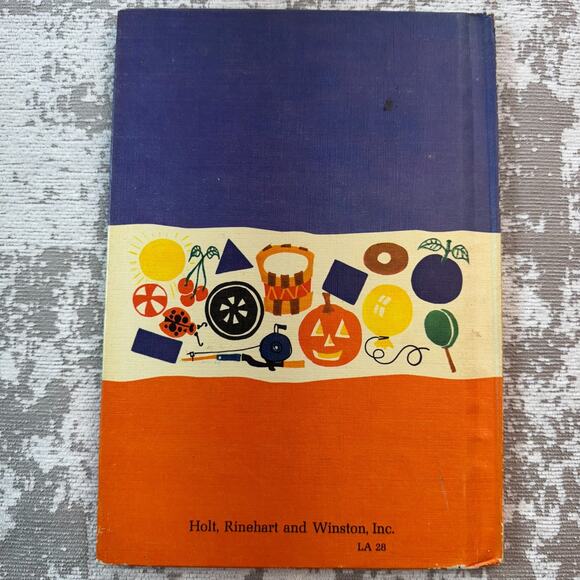 ROUND IS A PANCAKE Joan Sullivan 1963 School Book Shapes Ages 3-7 Illustrated HC - Picture 6 of 8